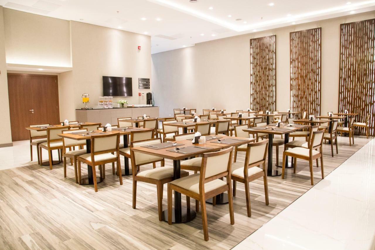 Hotel Land Plaza La Plata Luaran gambar